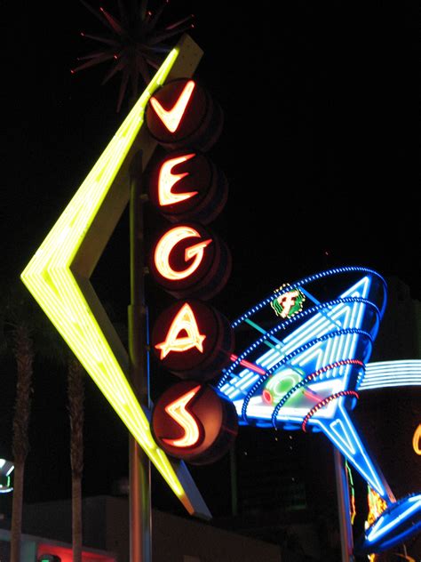 vintage neon signs las vegas.